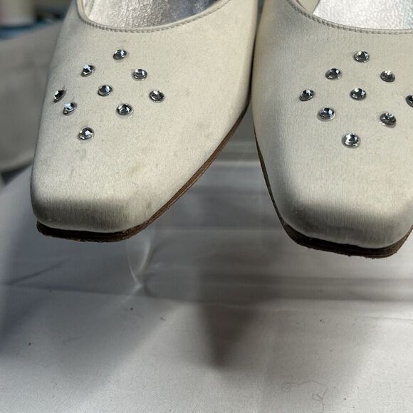 Stuart Weitzman White Rhinestone Square Toe Block Heel Pumps‎ Womens Size 7.5 AA - Picture 2 of 8